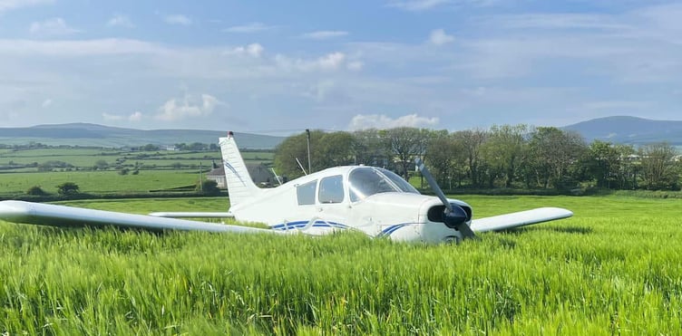 The light aircraft that was forced to perform an emergency landing in Grenaby on Wednesday afternoon