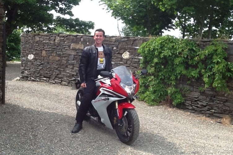 Jimmy Davis-Goff at Eairy Moar