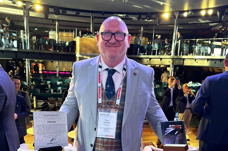 Steam Packet Managing Director Brian Thomson with the award in Sweden