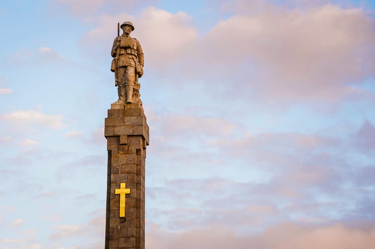 Douglas War Memorial on Harris Promenade