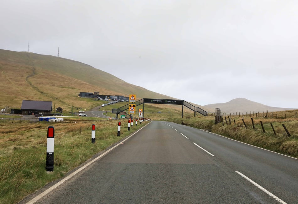Isle of Man TT 2024 LIVE as Mountain Road shut by crash on 'rest day'