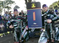 Crowe brothers at number one in sidecar races