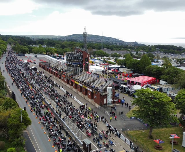 Women Riders World Relay to lead TT's annual Legacy Lap