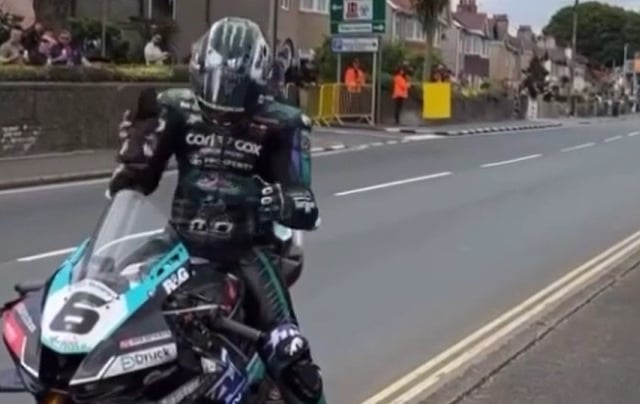 Dunlop vents frustration in clip during forced stop at Isle of Man TT