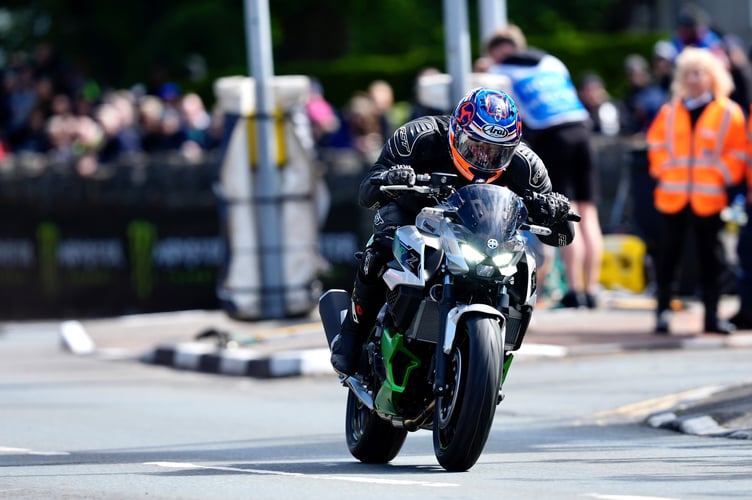 Philip McCallen on the Kawasaki Z 7 Hybrid
