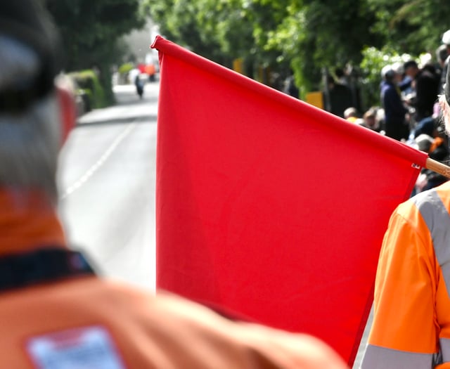 Riders in 'serious condition' after Manx Grand Prix incidents