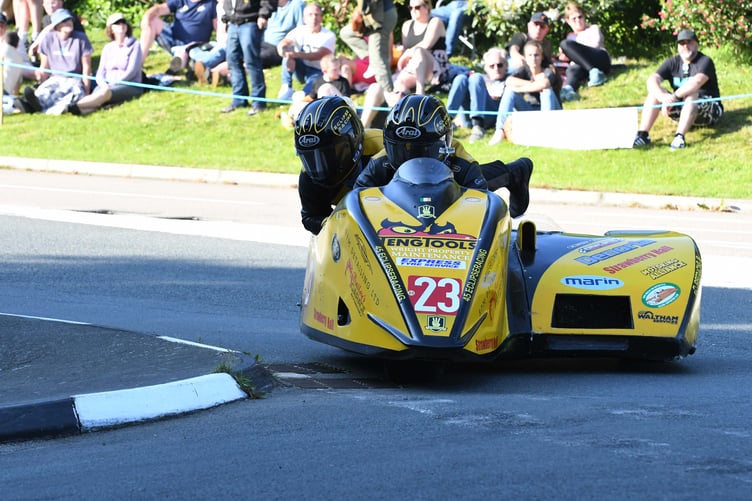 TT 2024, Sidecar race 1 -
