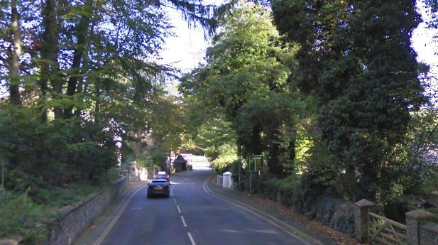 Saddle Road, Douglas