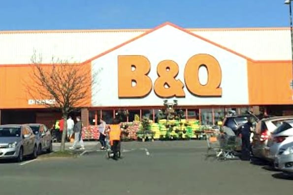 B&Q, Douglas