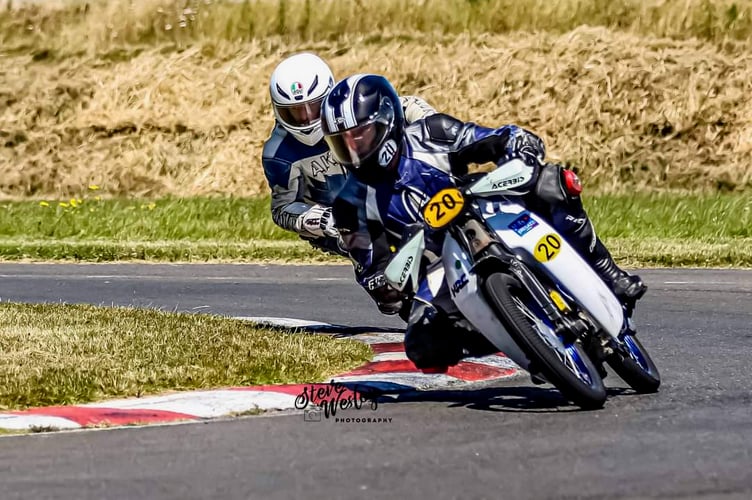 Wig Bregazzi leading Tom Dawson in their battle for supremacy in the Plop 110s class at Jurby (Photo: Steve Wesley Photography)