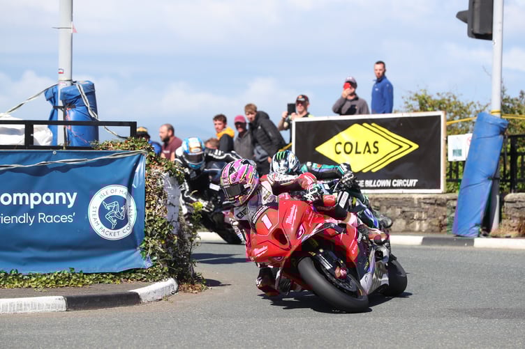 Davey Todd leads Michael Dunlop at Castletown Corner during Southern 100's 2024 solo championship race (Photo: Callum Staley)