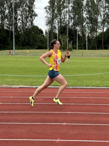 Ewelina Hand was one of several athletes who were in action in a range of events both on the track and in the field. She is pictured here in the women’s 400 metres race (Photo: Imogen Cook)