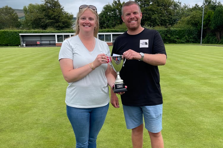 Spar Mixed Doubles Winners Rebecca Teare and Paul Dunn (Photo: Clare Cooper)