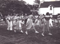 Car y Phoosee: A Manx wedding through song and dance