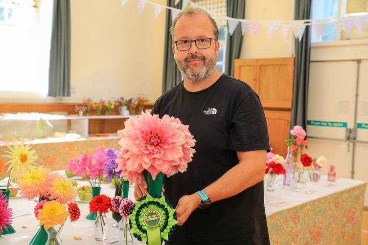 Kevin Martin at the best in flowers section