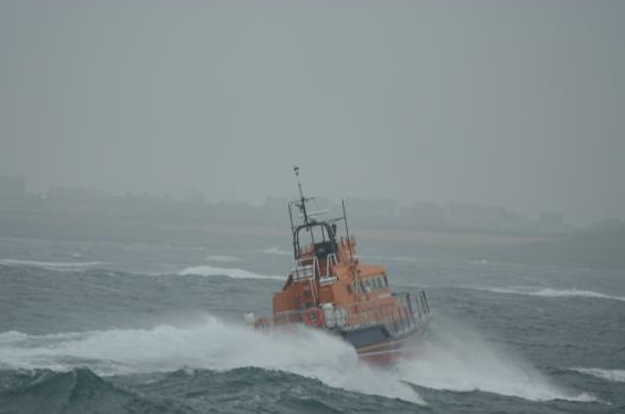 Port St Mary’s Trent lifeboat heading to Castletown