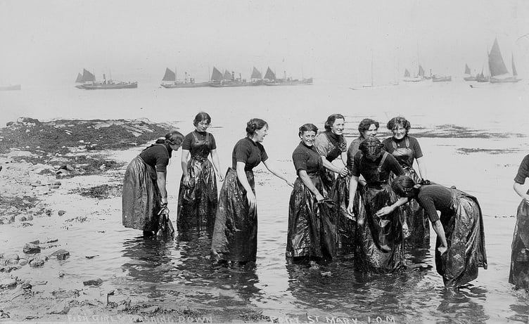 Herring workers in Port st Mary