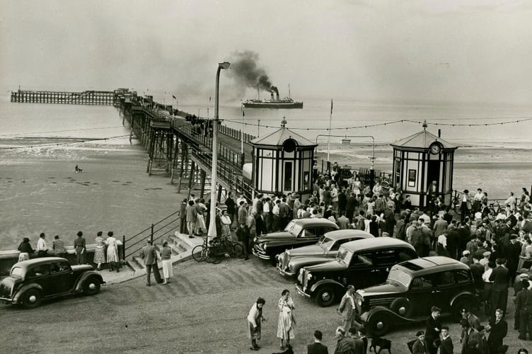 Passengers embarking at Ramsey's Queen's Pier in the mid 20th century