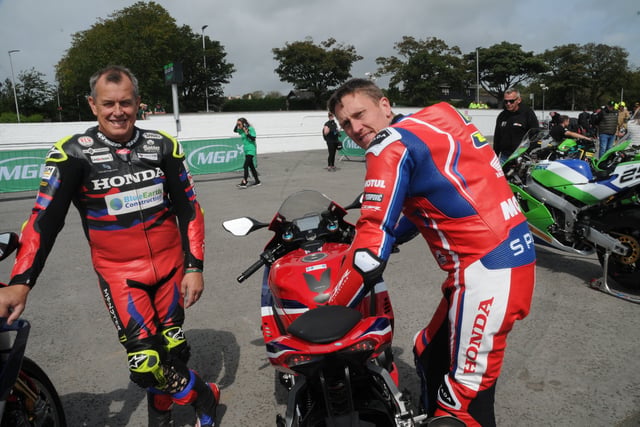Duo re-sign with Honda Racing for TT 2026