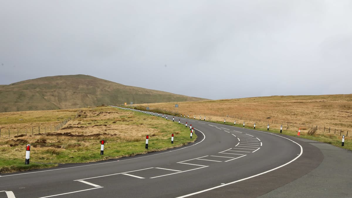 Storm Darragh: Key road shuts overnight as Isle of Man Government ...