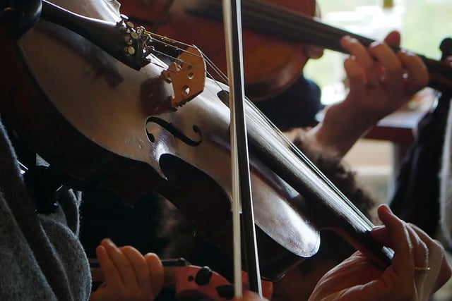 Hour-long live recording of Manx music session published online