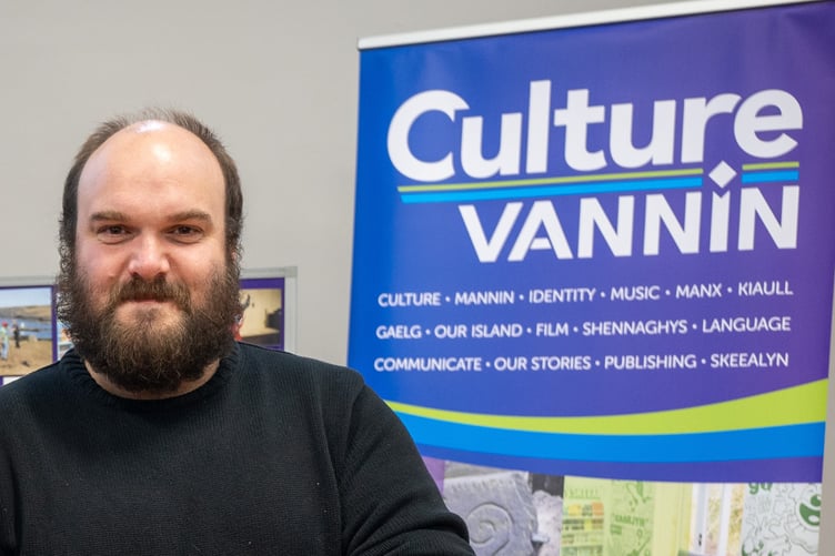 Jamys Harrison will be holding a number of Manx language classes this autumn