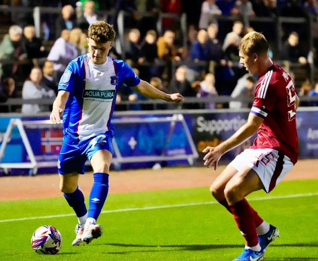 Football: Former Peel player extends deal at Carlisle United