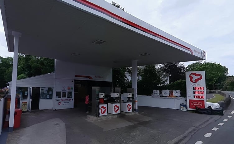 Kaneen's garage near Union Mills