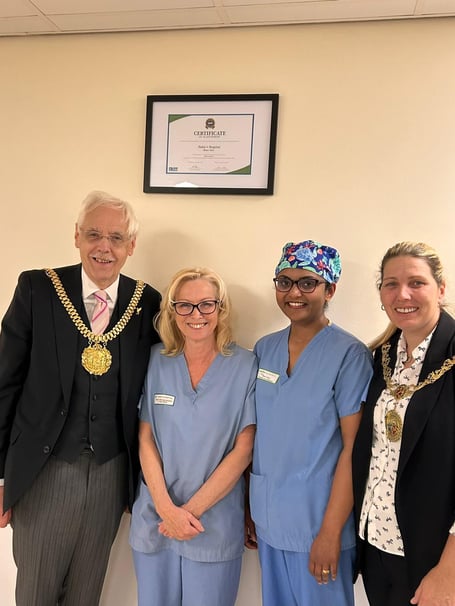 (Left to right) The Lord Mayor of Liverpool, Councillor Richard Kemp CBE, Lynn Reid (Noble's Hospital's operating department manager), Rani Josy (Theatre co-prdinator) and Mayor of Douglas, Councillor Natalie Byron-Teare