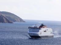 Claims Steam Packet's 'live aboard’ deal has slashed cancelled ferries