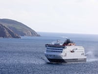 Claims Steam Packet's 'live aboard’ deal has slashed cancelled ferries