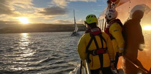 Port St Mary RNLI called out to assist lone yachtsman