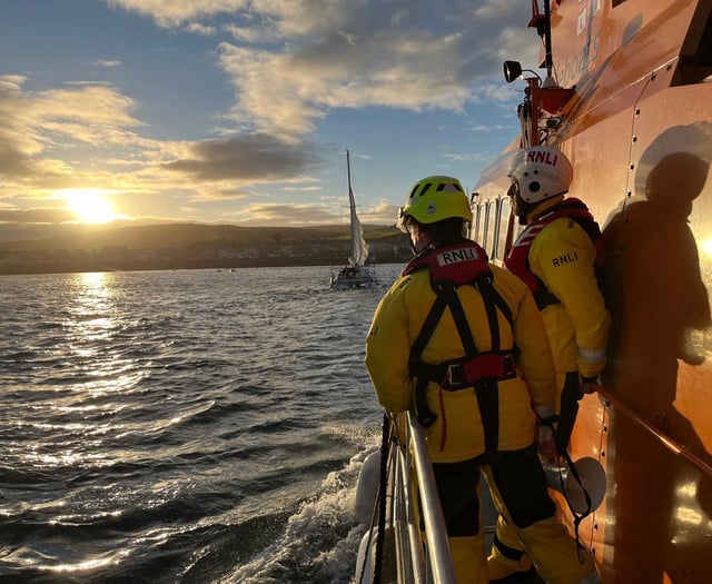 Port St Mary RNLI called out to assist lone yachtsman