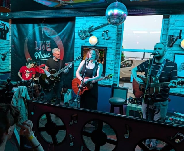 Full list of gigs, karaokes and discos in the Isle of Man this weekend