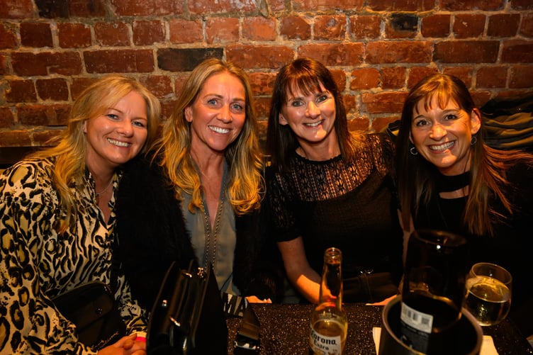 All smiles at the 1886 afternoon disco