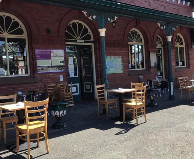 Cafe asks for patience as fresh food and training causes delays 