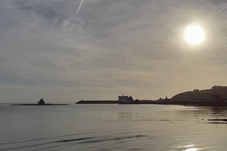 Paul Henry sent in this snap of Douglas Bay