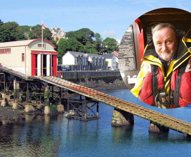 Douglas Lifeboat mechanic retires after over two decades of service