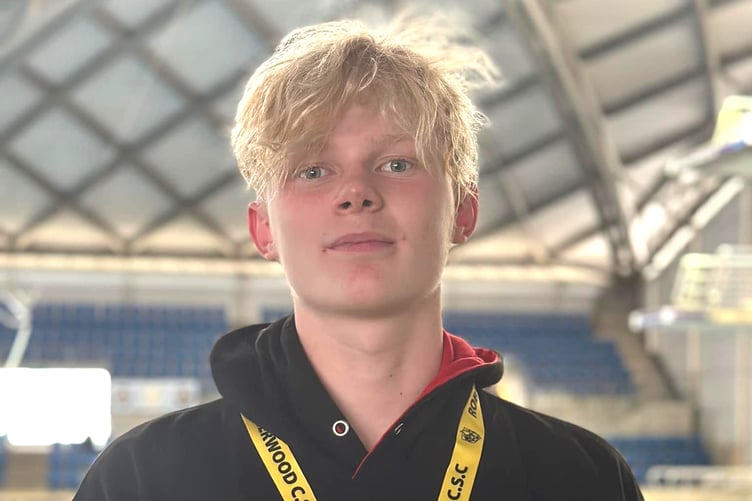 Josh Hollamby claimed a brace of bronzes at Ponds Forge in the 100m breaststroke and 50m butterfly