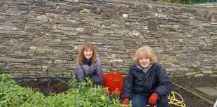 Manx Wildlife Trust hosts public gardening project at Government House