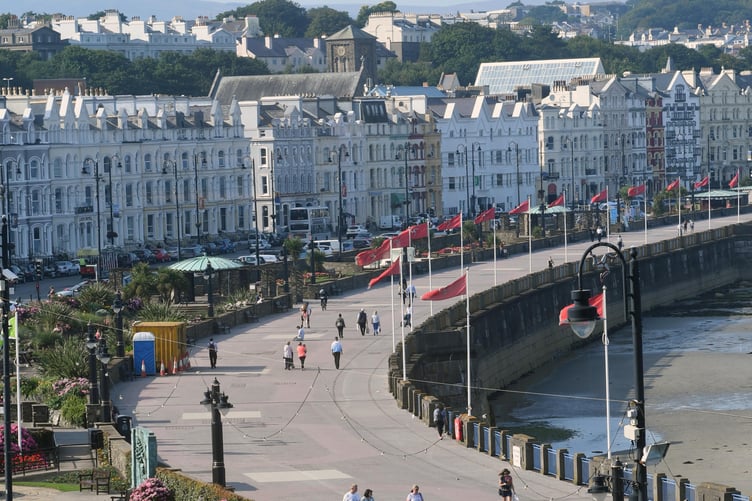 Douglas Promenade