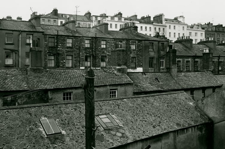 There were a number of houses in the Well Hill Road area before it was redeveloped