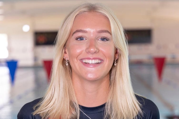 Ella Justice performed superbly at the South-West Winter Championships, winning the 100m backstroke senior gold in 59.88 seconds, breaking the Manx record twice in a day both in the heats and the final.