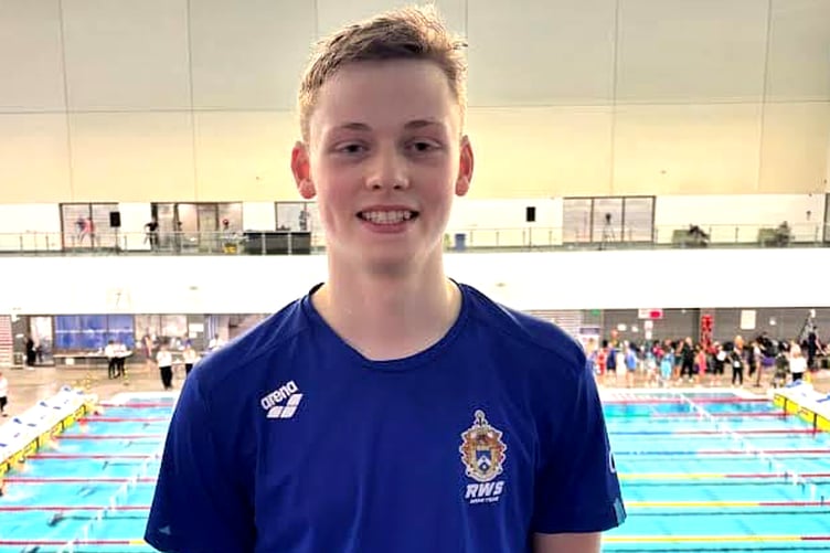 Charlie Foster produced a personal best of 1m 0.5s for the 100m backstroke race at the West Midlands Winter Championships