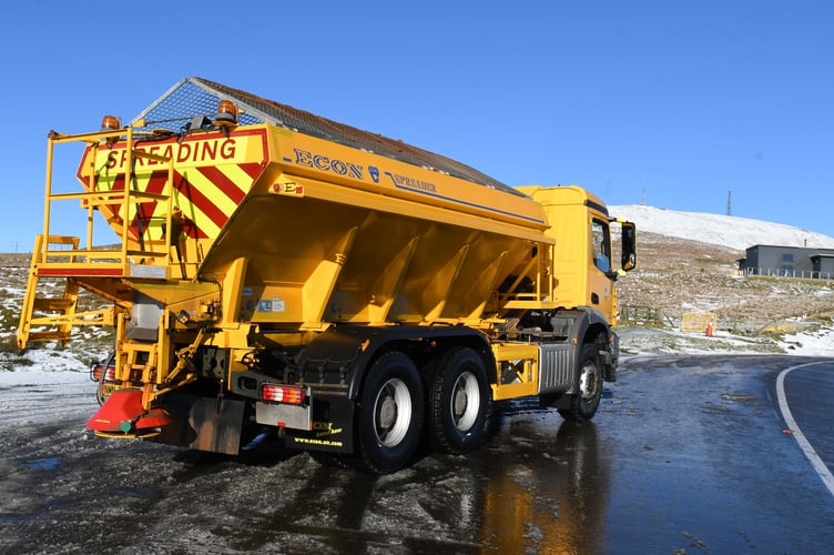 DoI crews will be gritting the Mountain Road this evening (Tuesday)
