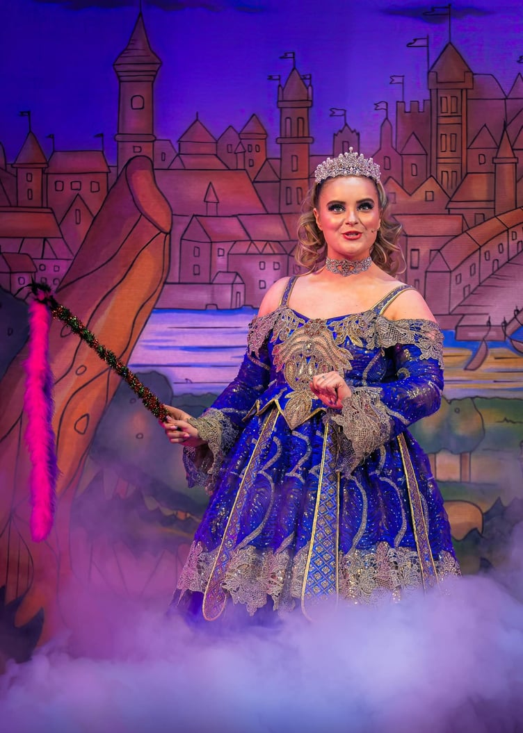 Alexandra Slater as Fairy Bridge