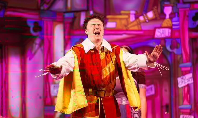 Tom Hearn as Idle Jack