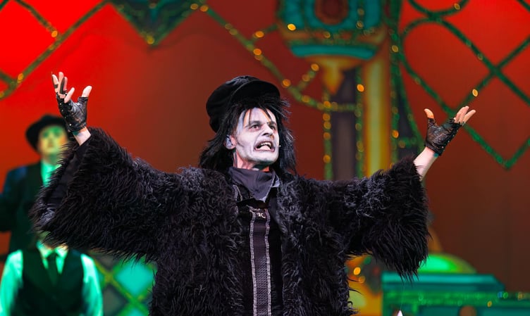 Stephen Donald as King R.A.T