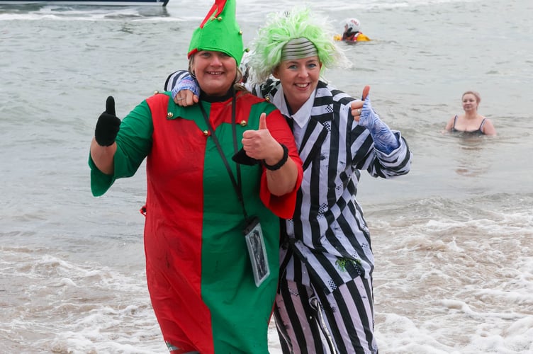 Pictures from Peel's New Year's Day dip 2025 (Callum Staley / CJS Photography)