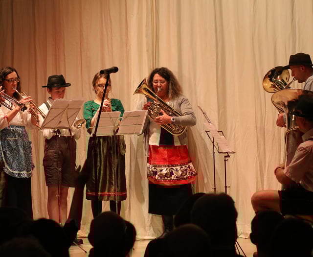 Dot Tilbury's annual variety concert to support young Manx cyclists 